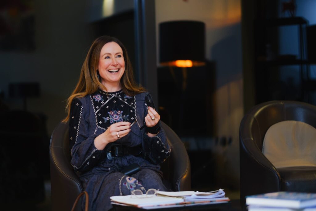 Hypnotherapy for Fear of Public Speaking in Glasgow with Theresa Gallagher